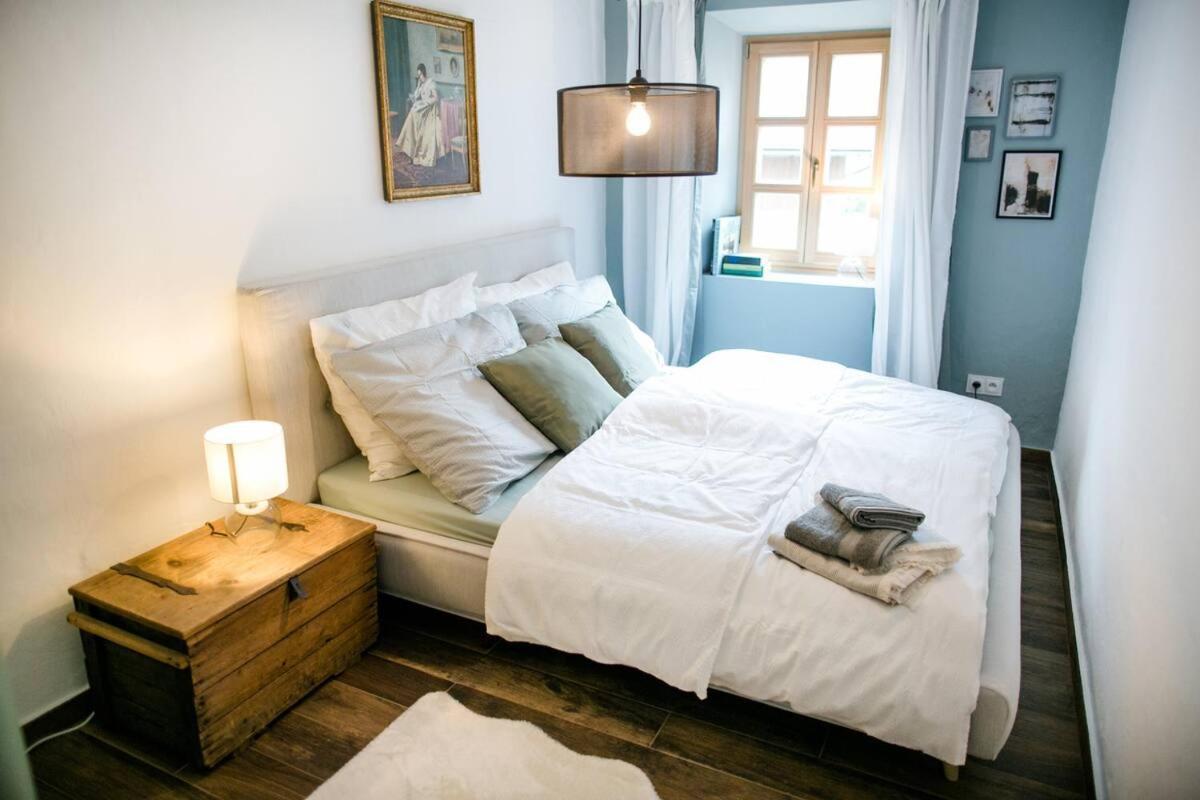 Apartment Aussee- Beletage Salzherrenhof- Kueche, Wlan, Netflix Бад-Аусзе Екстер'єр фото