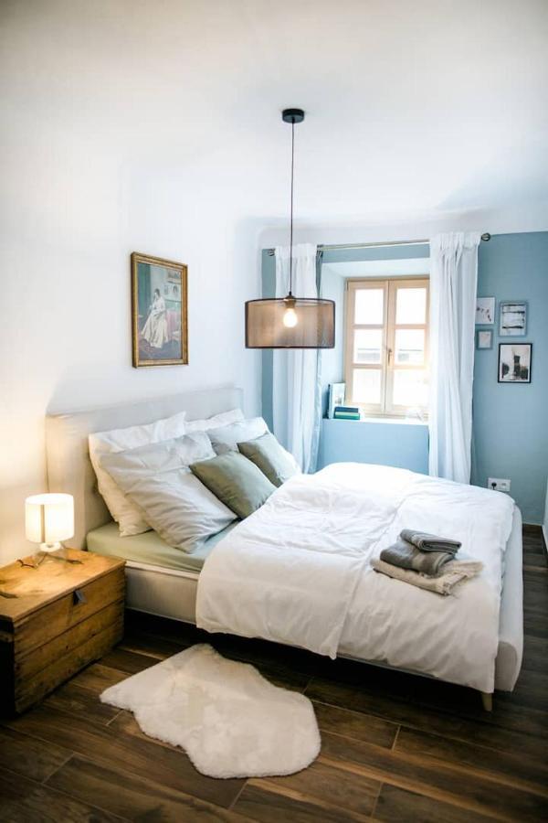 Apartment Aussee- Beletage Salzherrenhof- Kueche, Wlan, Netflix Бад-Аусзе Екстер'єр фото